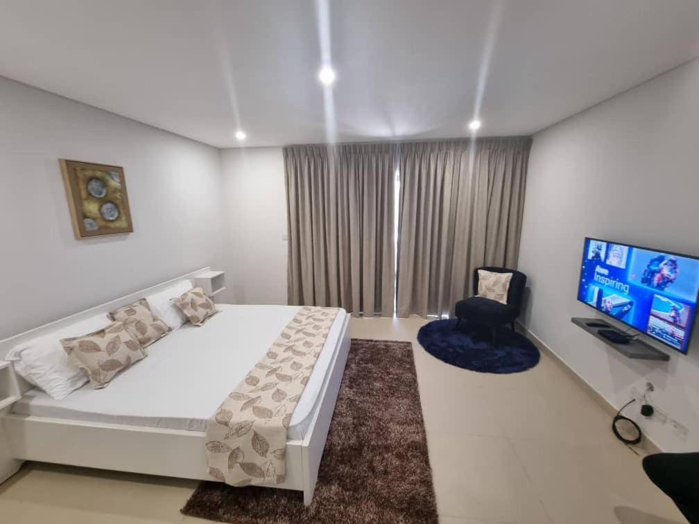 Riviera Residence By Cozy Accra Luaran gambar