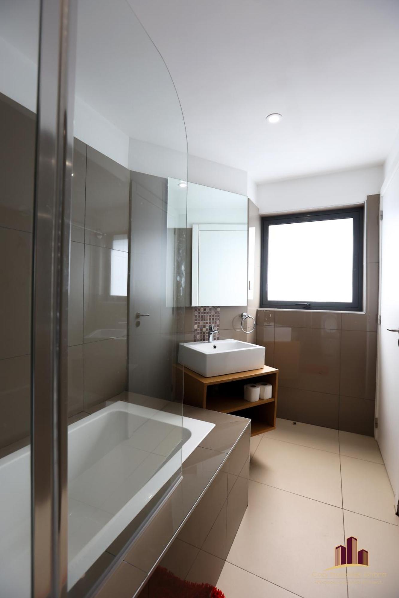 Riviera Residence By Cozy Accra Luaran gambar
